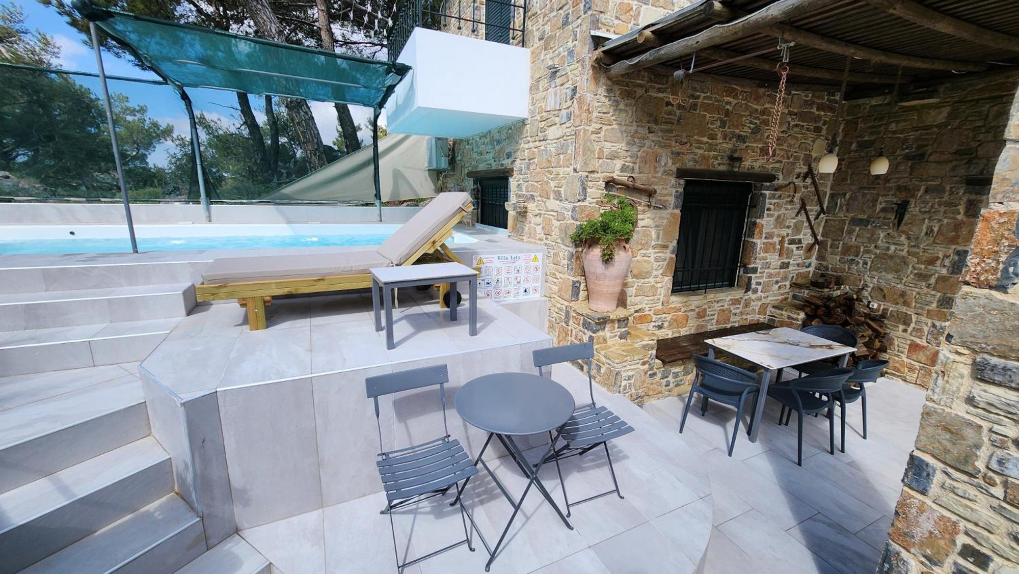 Villa Lato - Villa With Private Pool And Yard Anatolí Exteriör bild